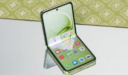 华为最新小折叠爆料,颠覆性设计，引领折叠屏新潮流